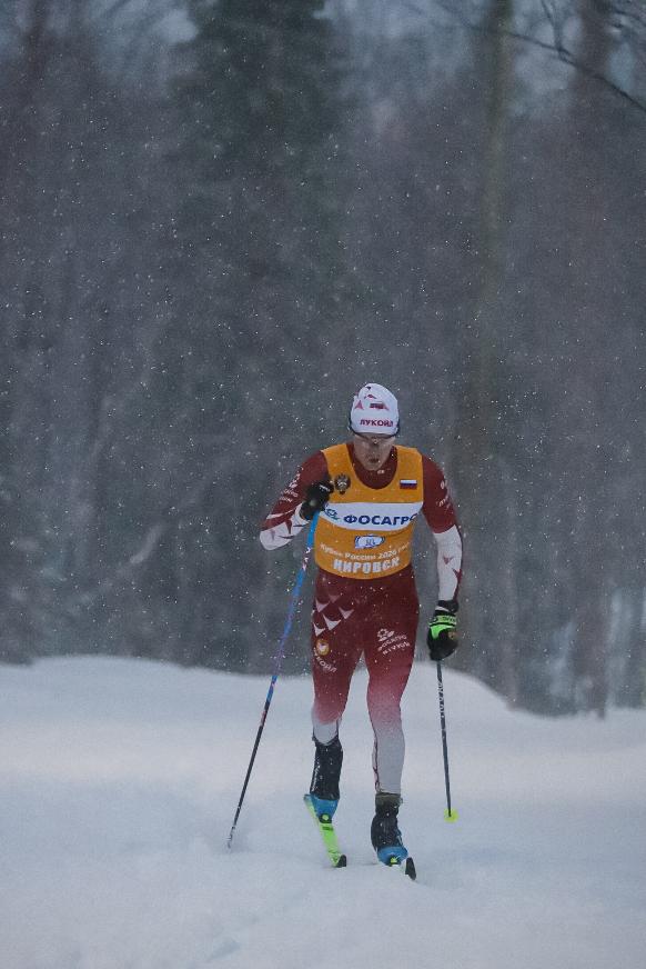 Сергей Ардашев - выигрывает индивидуальную гонку на первом этапе ФосАгро Кубок России в Кировске!