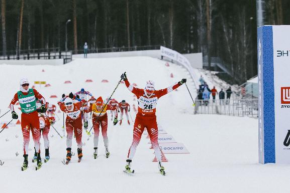 Алёна Плечева - победительница масс-старта на втором этапе ФосАгро Кубок России в Тюмени!